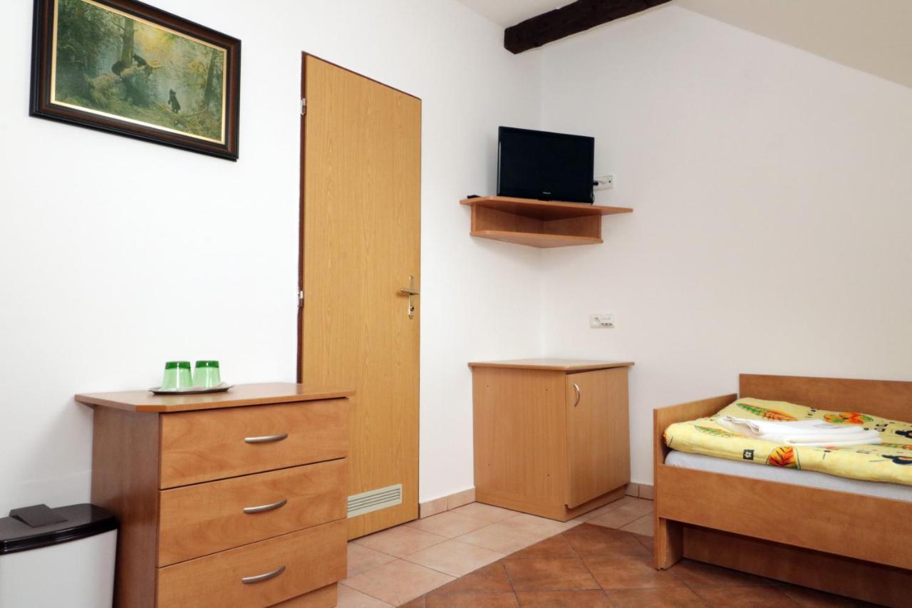 Hotel Penzion Hůrka Dolni Libchavy Exteriér fotografie