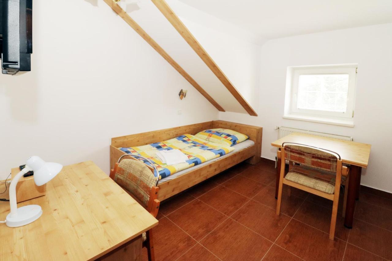 Hotel Penzion Hůrka Dolni Libchavy Exteriér fotografie