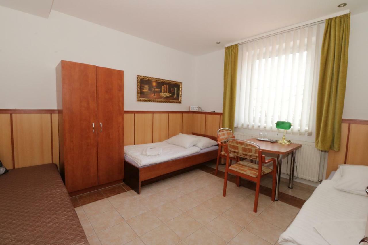 Hotel Penzion Hůrka Dolni Libchavy Exteriér fotografie