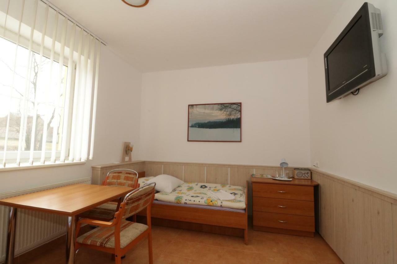 Hotel Penzion Hůrka Dolni Libchavy Exteriér fotografie