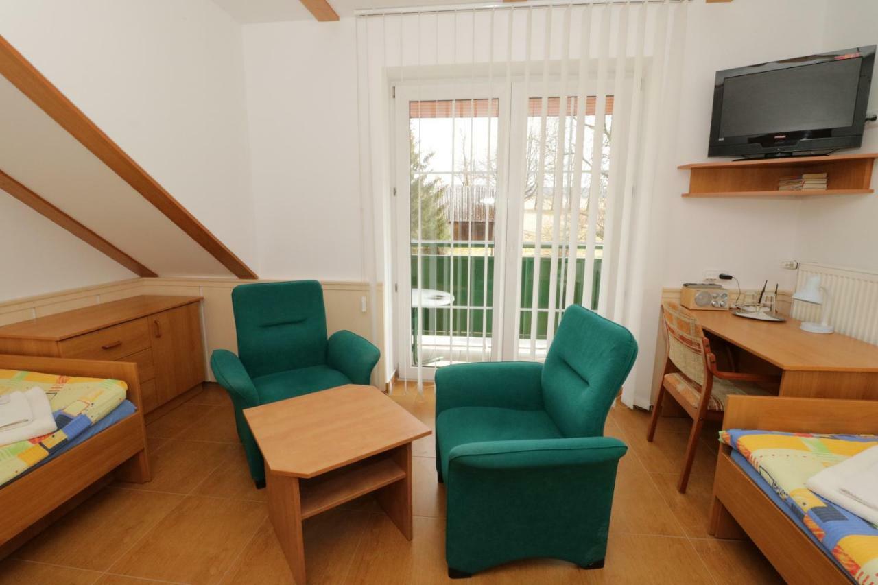 Hotel Penzion Hůrka Dolni Libchavy Exteriér fotografie
